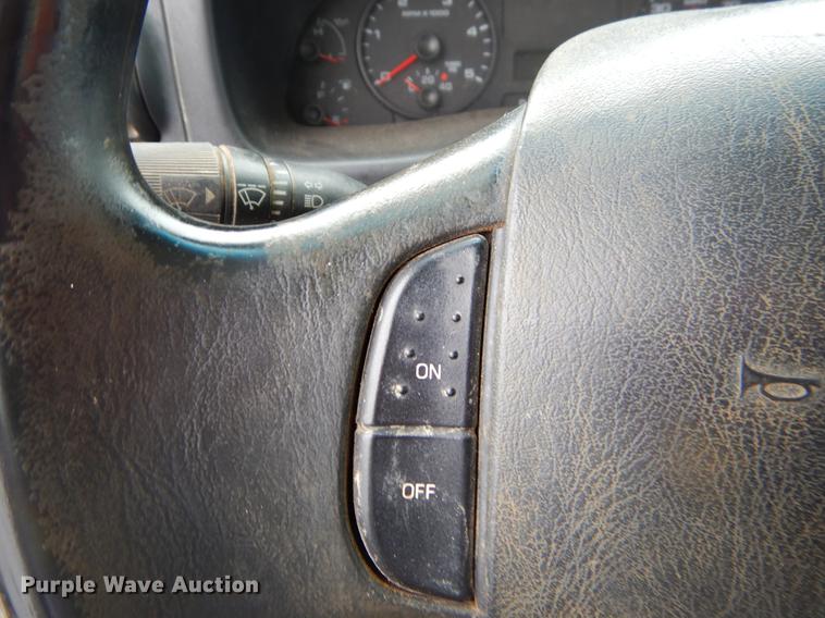 image for item EO9693 2007 Ford F350 Super Duty utility bed pickup truck