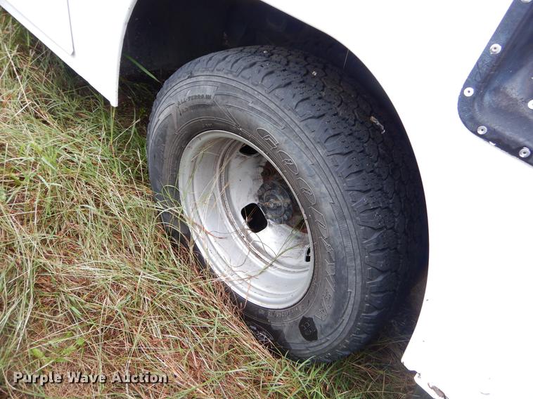 image for item EO9693 2007 Ford F350 Super Duty utility bed pickup truck