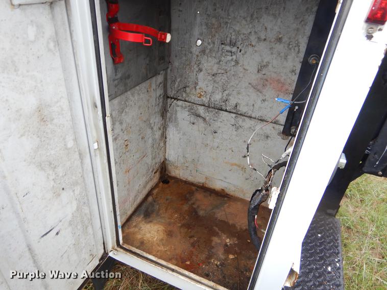 image for item EO9693 2007 Ford F350 Super Duty utility bed pickup truck