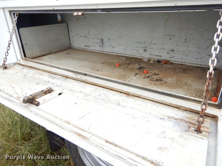 image for item EO9693 2007 Ford F350 Super Duty utility bed pickup truck