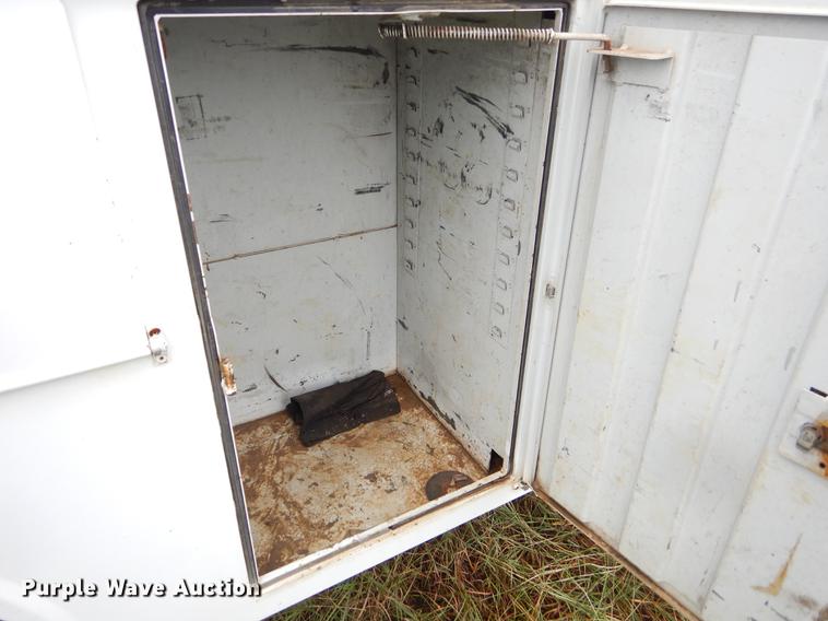 image for item EO9693 2007 Ford F350 Super Duty utility bed pickup truck