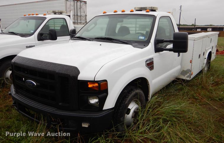 image for item EO9694 2010 Ford F350 Super Duty utility bed pickup truck