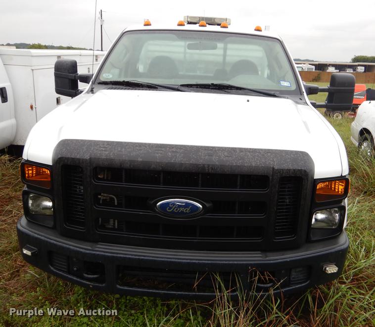 image for item EO9694 2010 Ford F350 Super Duty utility bed pickup truck