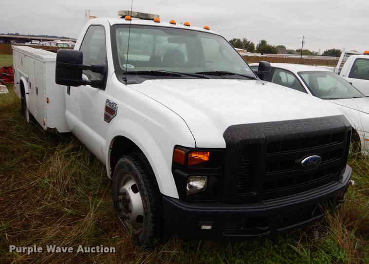 image for item EO9694 2010 Ford F350 Super Duty utility bed pickup truck