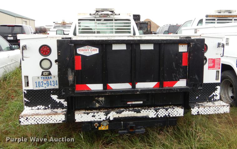 image for item EO9694 2010 Ford F350 Super Duty utility bed pickup truck