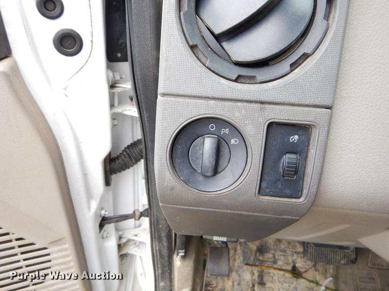 image for item EO9694 2010 Ford F350 Super Duty utility bed pickup truck