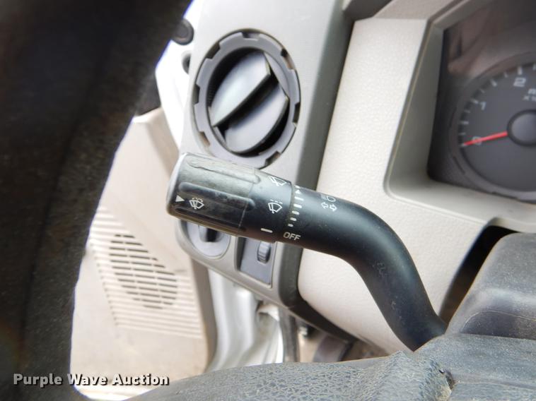 image for item EO9694 2010 Ford F350 Super Duty utility bed pickup truck