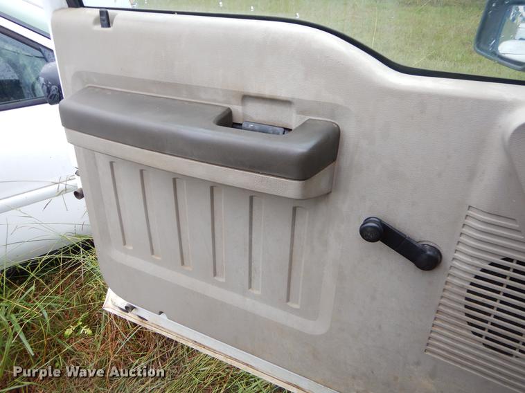 image for item EO9694 2010 Ford F350 Super Duty utility bed pickup truck