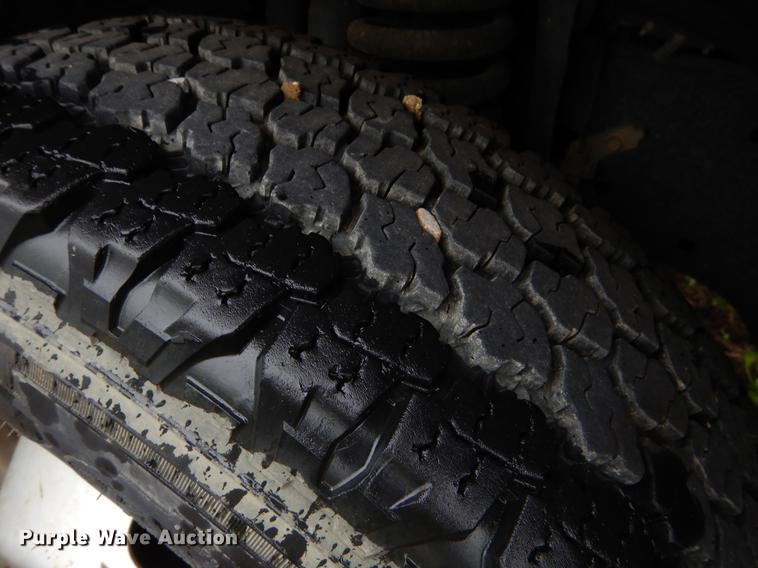 image for item EO9694 2010 Ford F350 Super Duty utility bed pickup truck