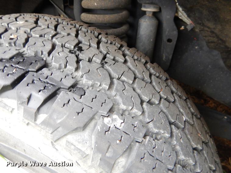 image for item EO9694 2010 Ford F350 Super Duty utility bed pickup truck