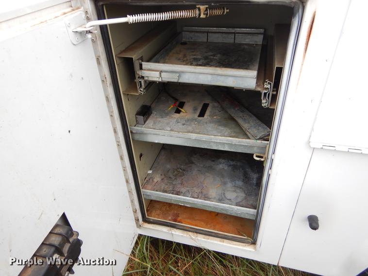 image for item EO9694 2010 Ford F350 Super Duty utility bed pickup truck