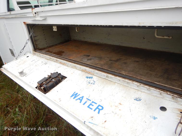 image for item EO9694 2010 Ford F350 Super Duty utility bed pickup truck