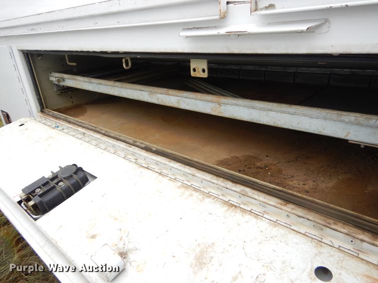 image for item EO9694 2010 Ford F350 Super Duty utility bed pickup truck