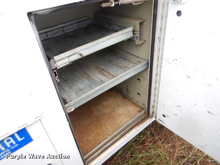 image for item EO9694 2010 Ford F350 Super Duty utility bed pickup truck