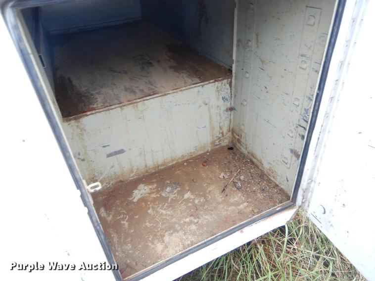 image for item EO9694 2010 Ford F350 Super Duty utility bed pickup truck