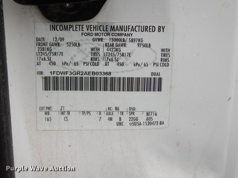 image for item EO9694 2010 Ford F350 Super Duty utility bed pickup truck