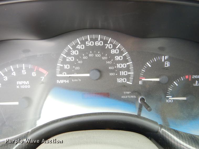 image for item EO9695 2002 Chevrolet Malibu