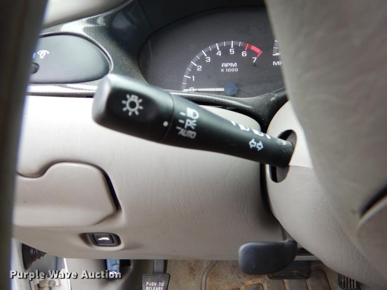 image for item EO9695 2002 Chevrolet Malibu