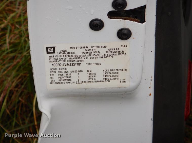 image for item EO9696 2004 Chevrolet Silverado 1500 pickup truck