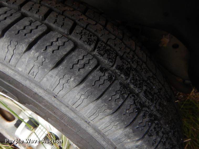 image for item EO9697 2004 Chevrolet Silverado 1500 Ext. Cab pickup truck