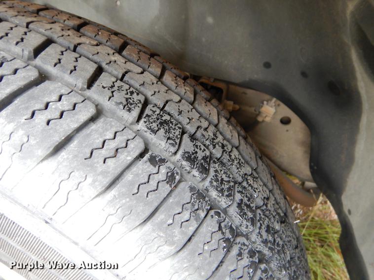 image for item EO9697 2004 Chevrolet Silverado 1500 Ext. Cab pickup truck