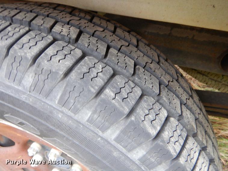 image for item EO9697 2004 Chevrolet Silverado 1500 Ext. Cab pickup truck