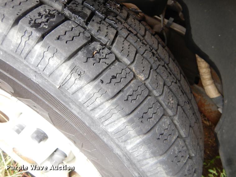 image for item EO9697 2004 Chevrolet Silverado 1500 Ext. Cab pickup truck