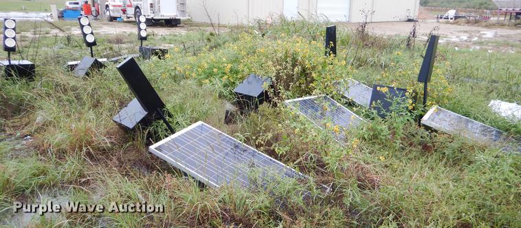 image for item EO9709 (8) solar powered street lights