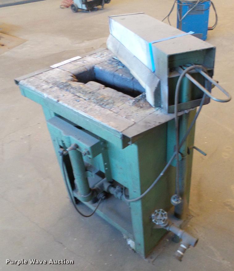 image for item EQ9005 Johnson 122B gas forge