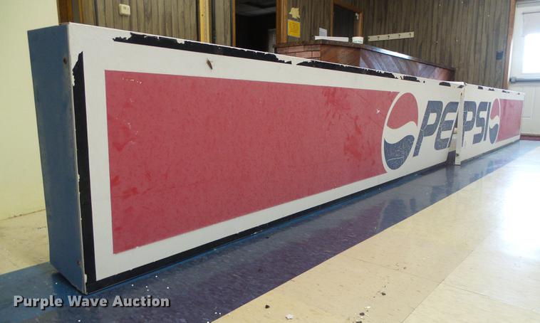 image for item EQ9006 Aluminum Pepsi sign