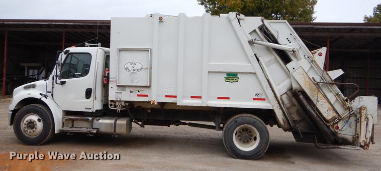 image for item EW9536 2007 Freightliner Business Class M2 refuse truck