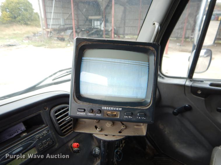 image for item EW9536 2007 Freightliner Business Class M2 refuse truck