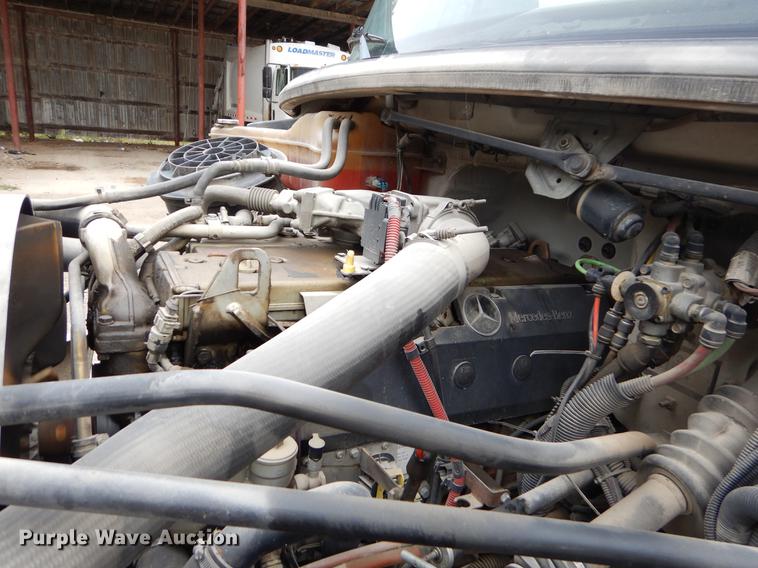 image for item EW9536 2007 Freightliner Business Class M2 refuse truck