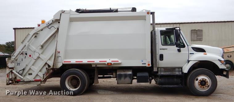 image for item EW9537 2012 International WorkStar 7300 refuse truck