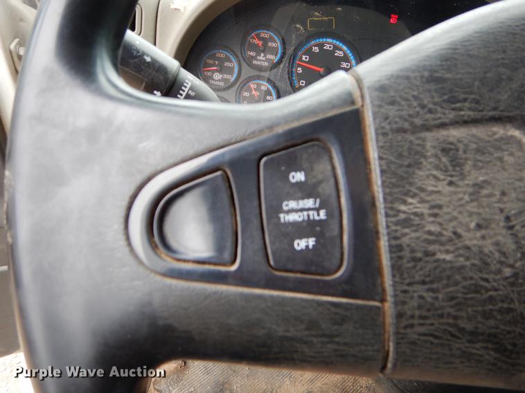 image for item EW9537 2012 International WorkStar 7300 refuse truck