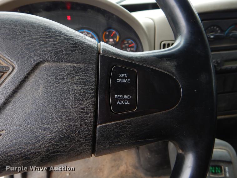 image for item EW9537 2012 International WorkStar 7300 refuse truck