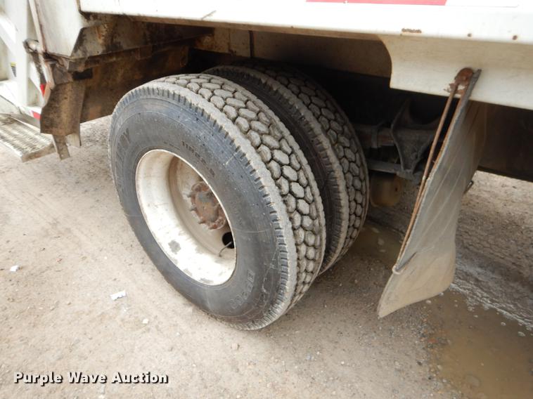 image for item EW9537 2012 International WorkStar 7300 refuse truck