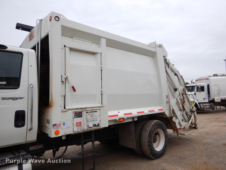 image for item EW9537 2012 International WorkStar 7300 refuse truck