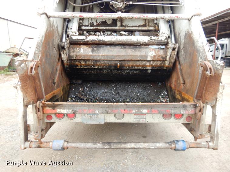 image for item EW9537 2012 International WorkStar 7300 refuse truck