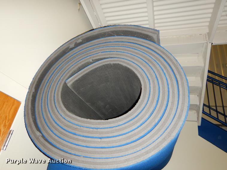 image for item EW9546 (7) gymnastics mats