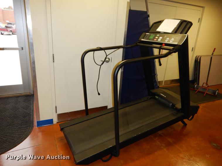 image for item EW9547 (4) Landice treadmills