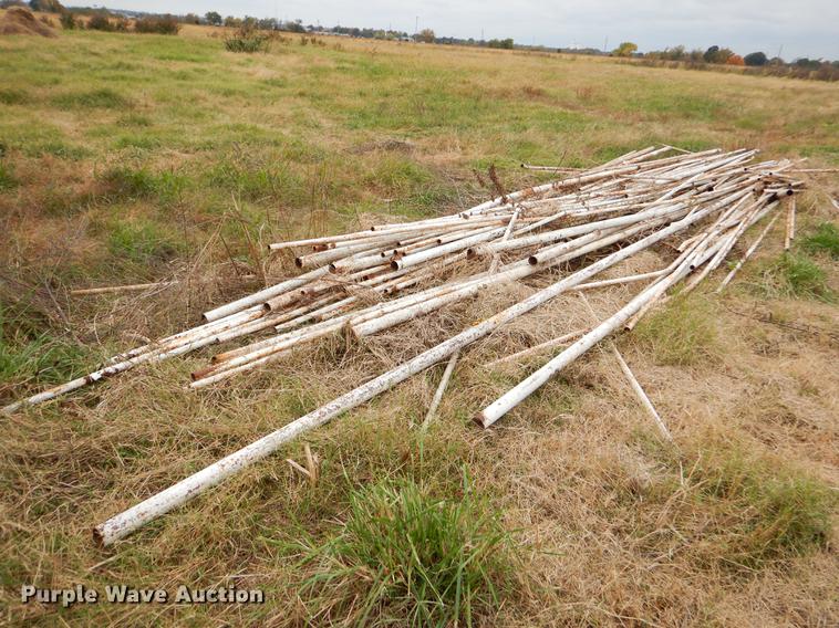 image for item EW9553 Scrap pipe and fence posts