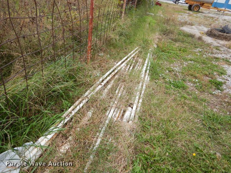 image for item EW9553 Scrap pipe and fence posts