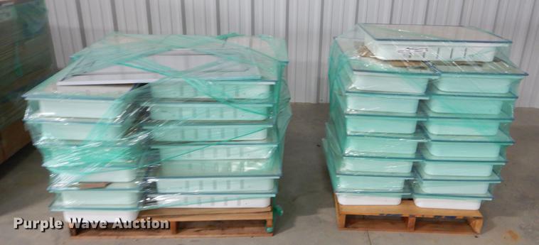 image for item EW9557 Approximately 40 medicine cabinets