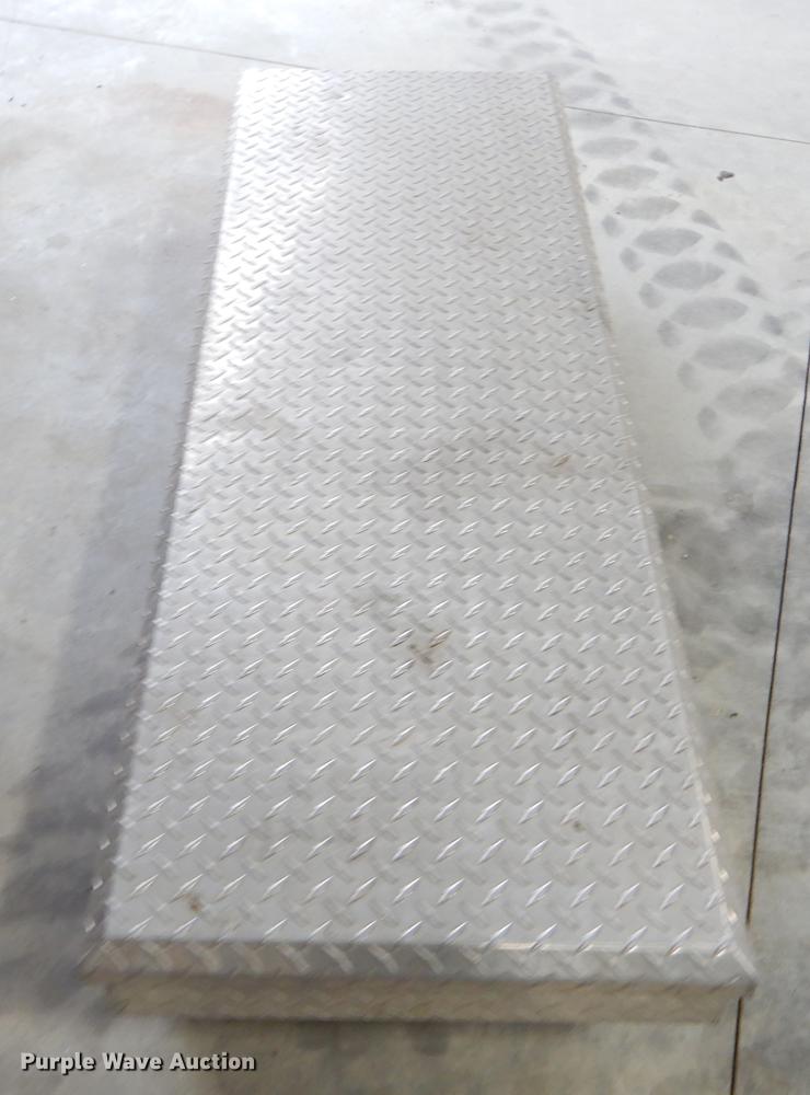 image for item EW9559 Grasshopper mower canopy and toolbox