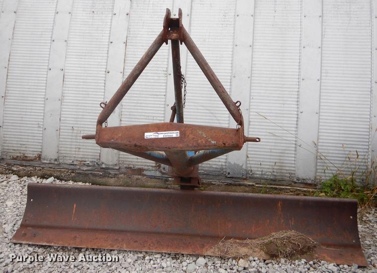 image for item EW9560 Ford 716 point blade