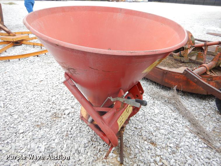 image for item EW9563 Cosmo 500 spreader