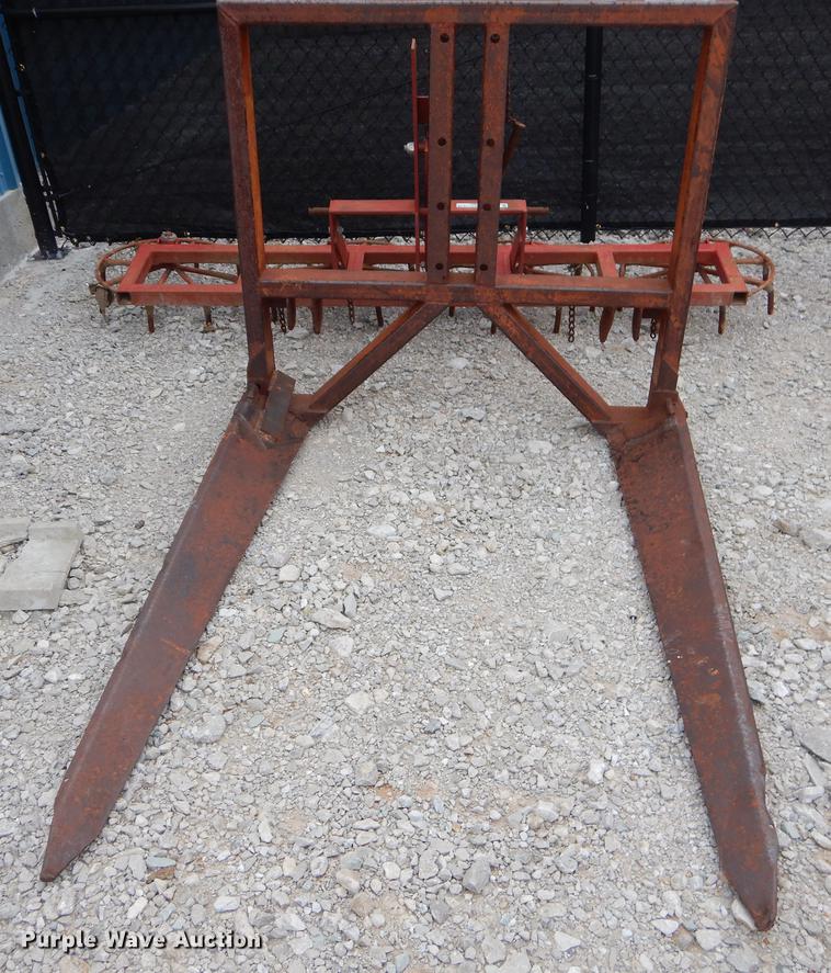 image for item EW9565 Graves steel forks