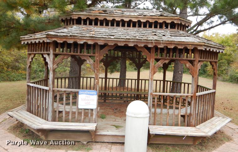 image for item EW9568 Wood gazebo