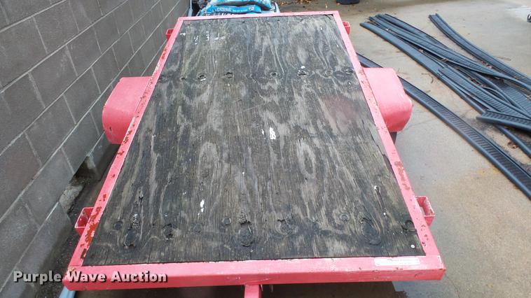 image for item FE9245 Utility trailer